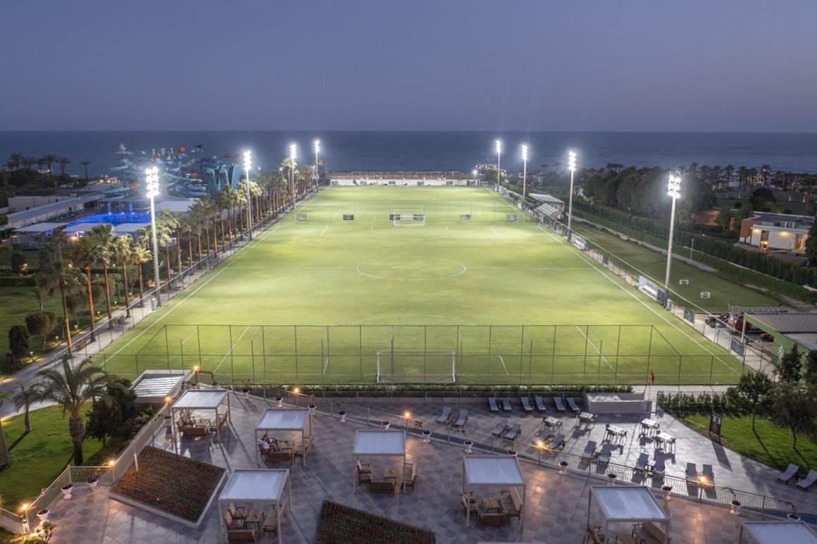 Nirvana Cosmopolitan teren